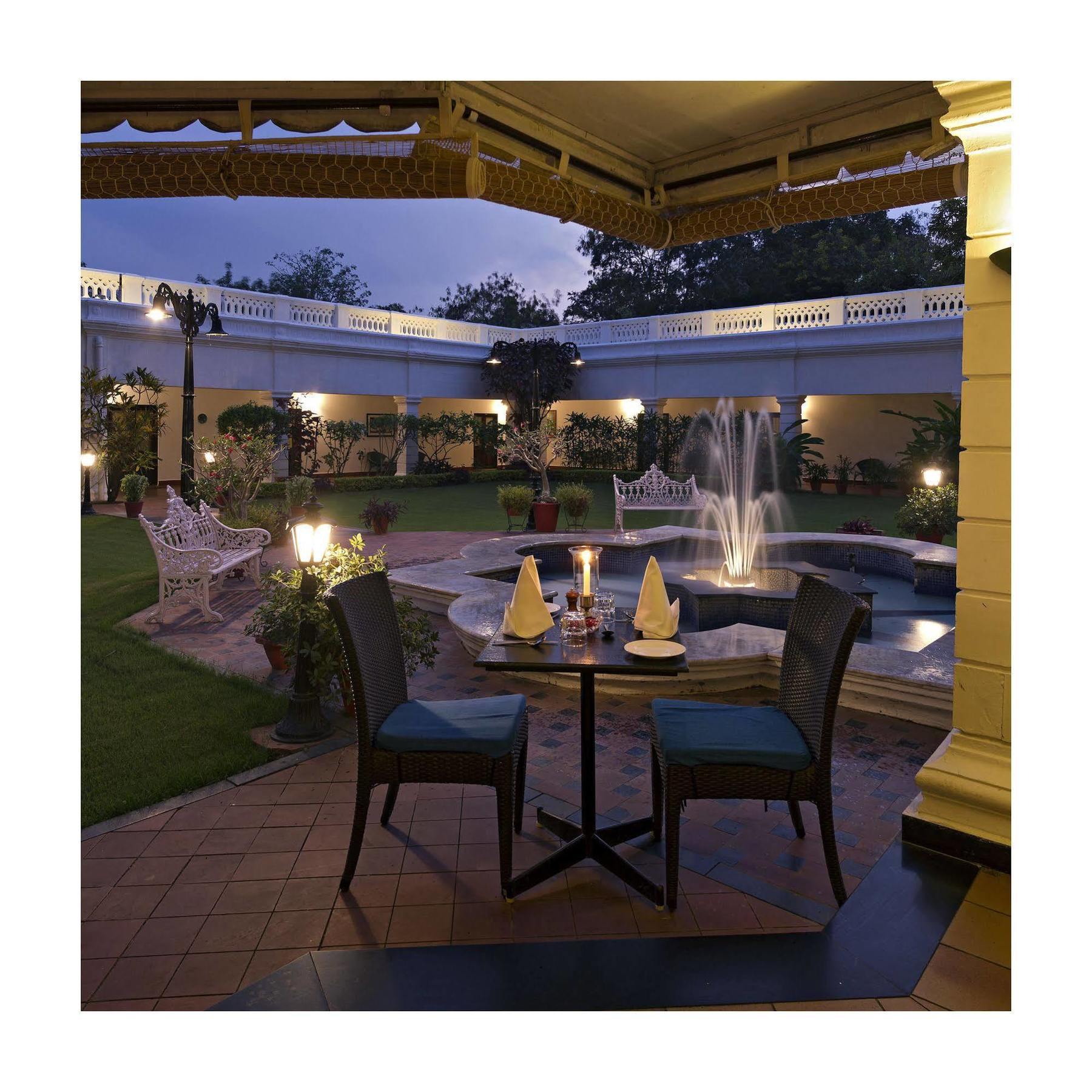 Jehan Numa Palace Hotel Bhopal Exterior foto